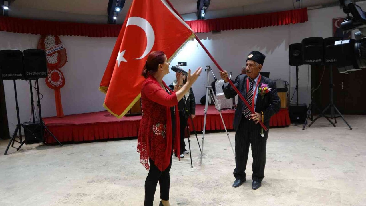 Türk dünyasından sanatçılar Kozan’da buluştu