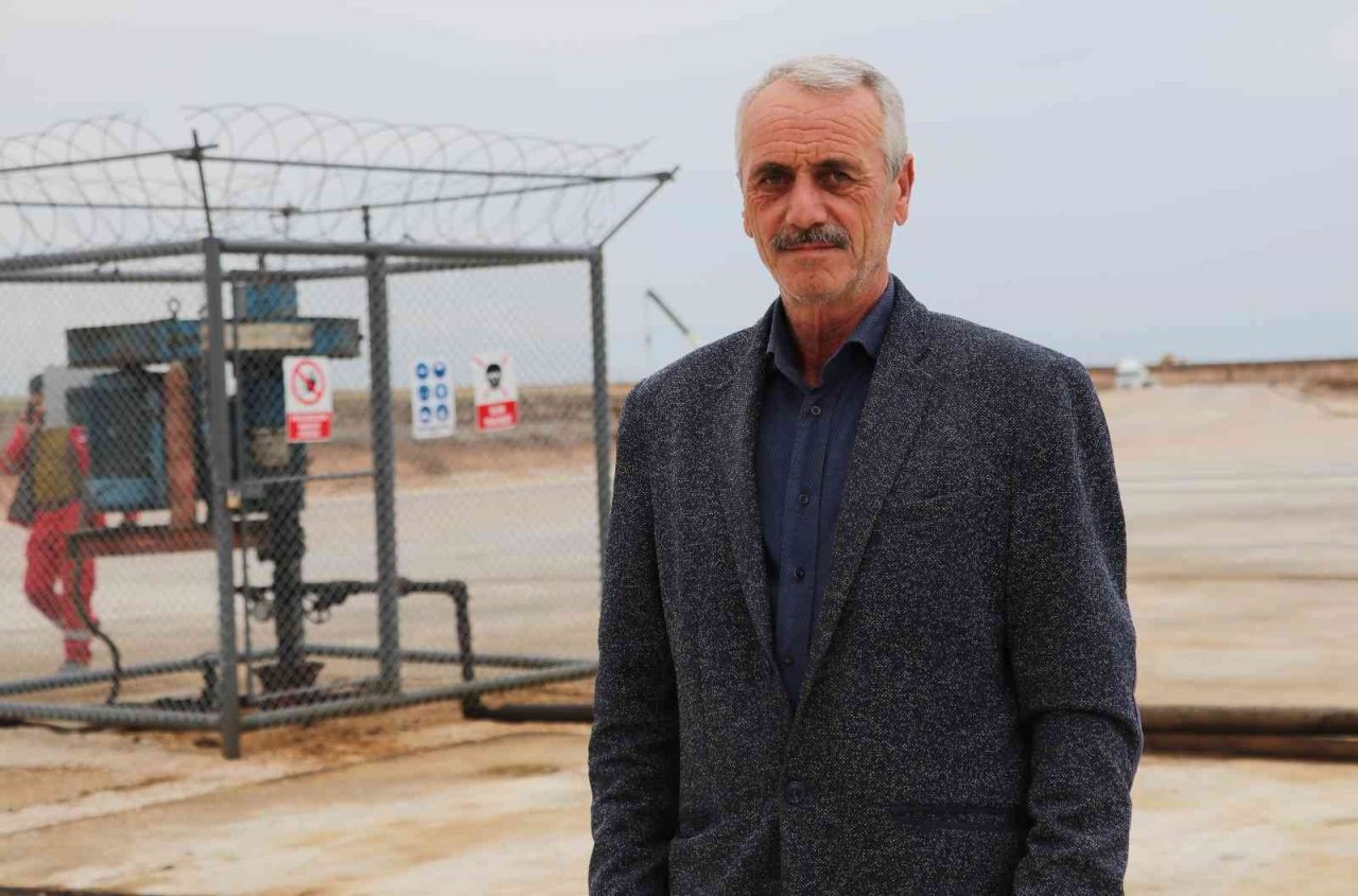 Adana’da su seviyesinde çıktı: "Çukurova 7" isimli kuyudan petrol fışkırdı