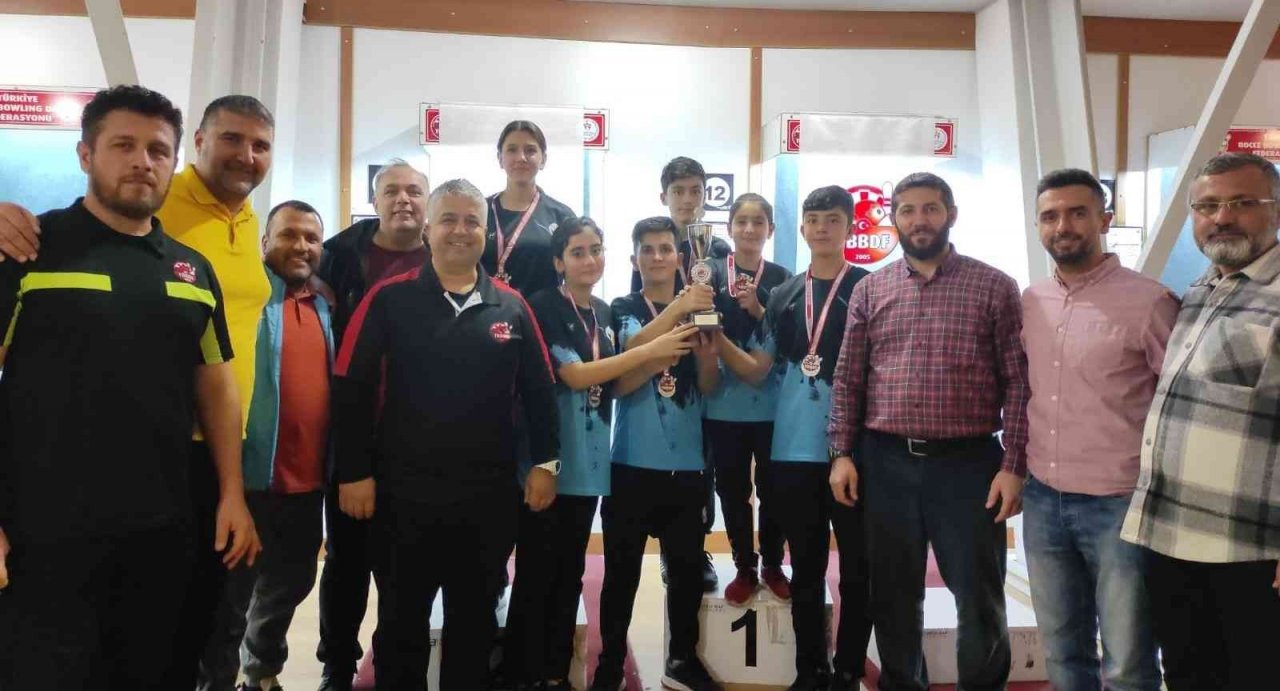 Tavas dartta tarih yazdı