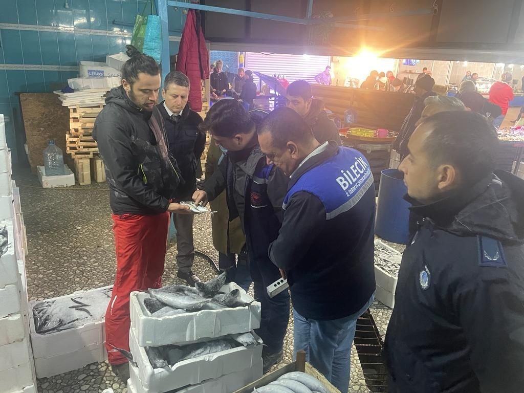 Balık satış yerlerine denetim yapıldı