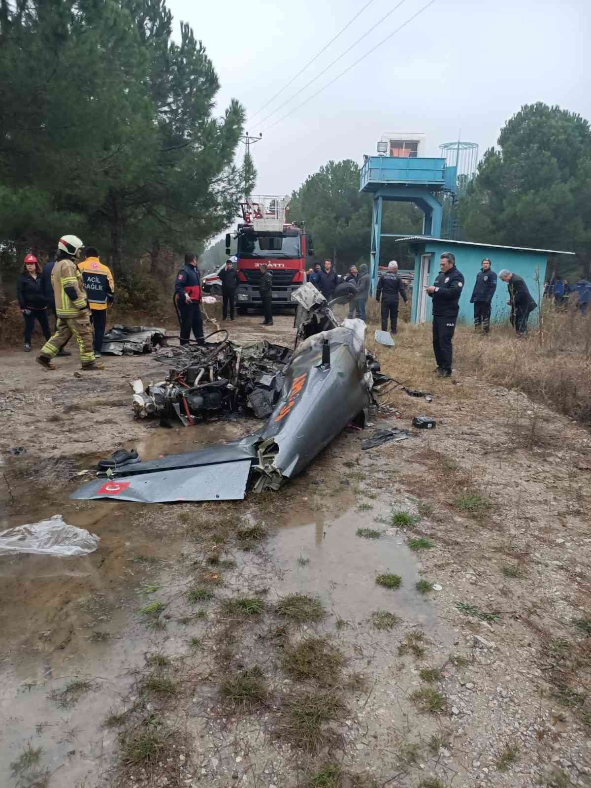 Düşen uçak son model, roketli paraşüte sahip bir uçaktı