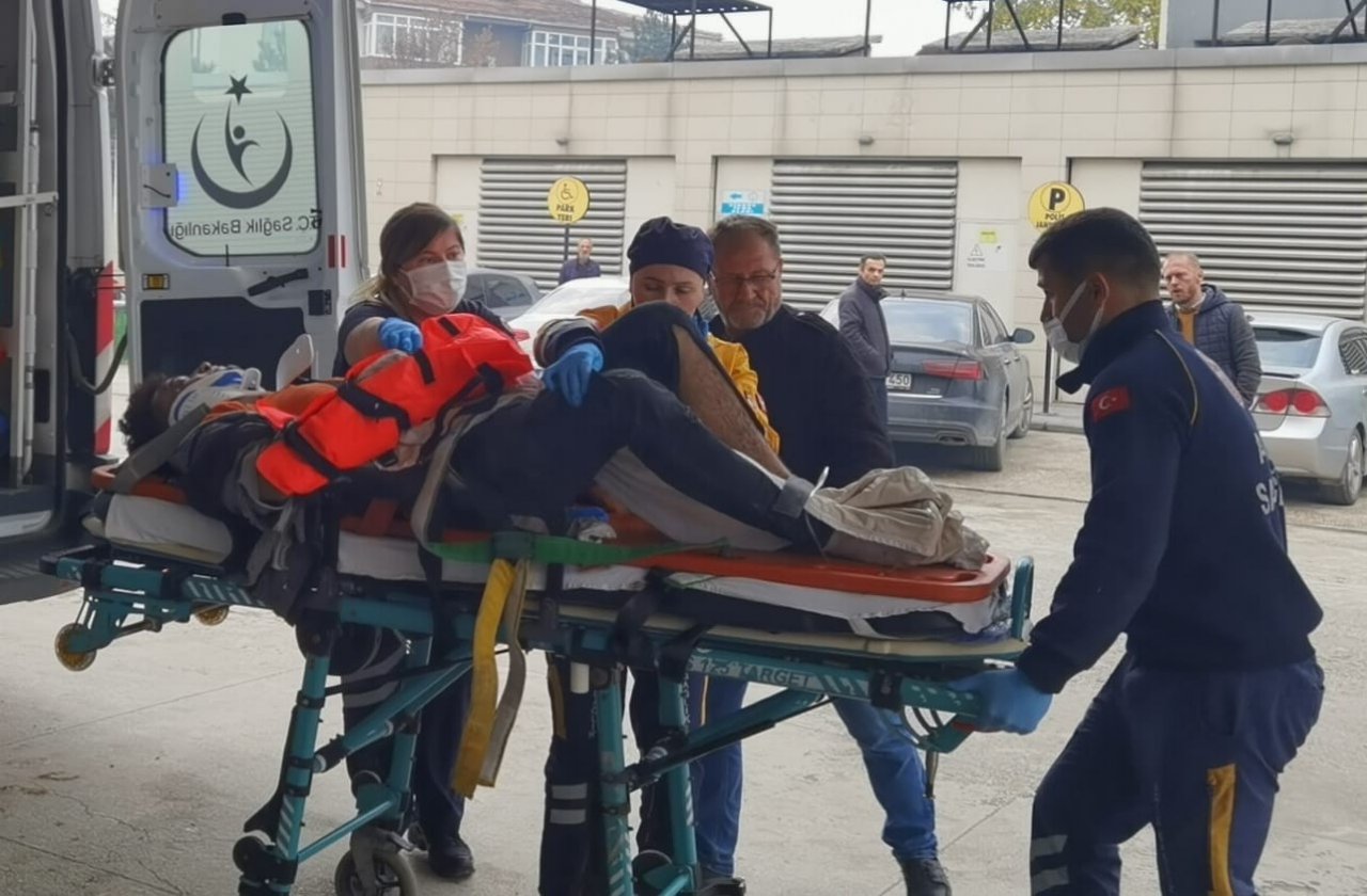 Fabrika inşaatından düşen işçi ağır yaralandı