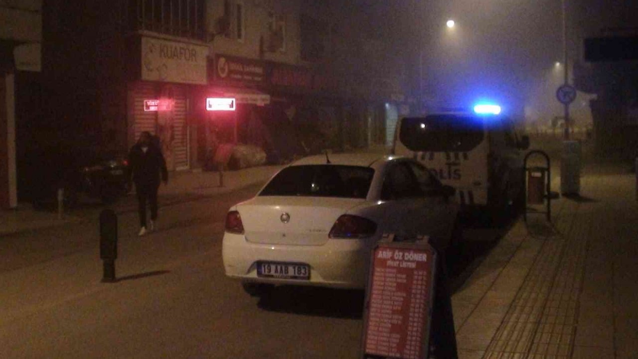 Çorum’da iş yeri kurşunlandı