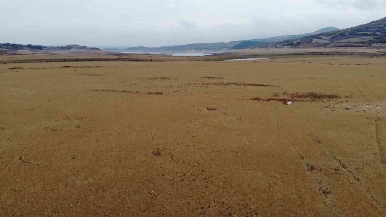 Bayramiç Barajı kuruma noktasına geldi