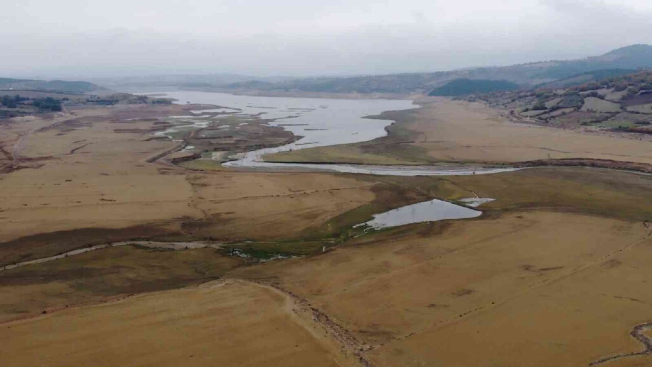 Bayramiç Barajı kuruma noktasına geldi