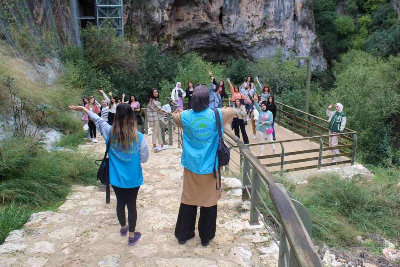 Altındağ Belediyesinden gençlere Osmaniye ve Mersin gezisi