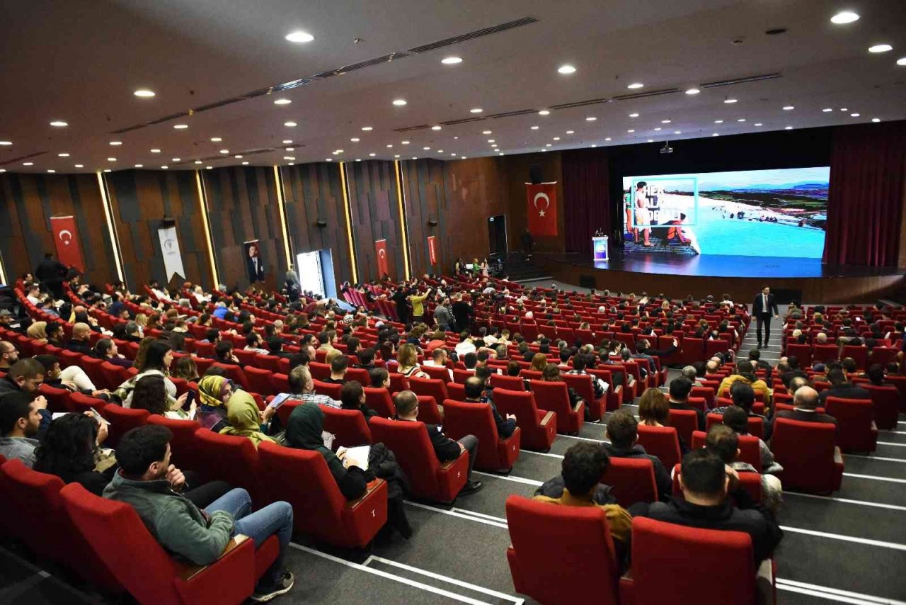 DENİB, üyelerini ’E- Ticaret ve E-İhracat’ konularında bilgilendirdi