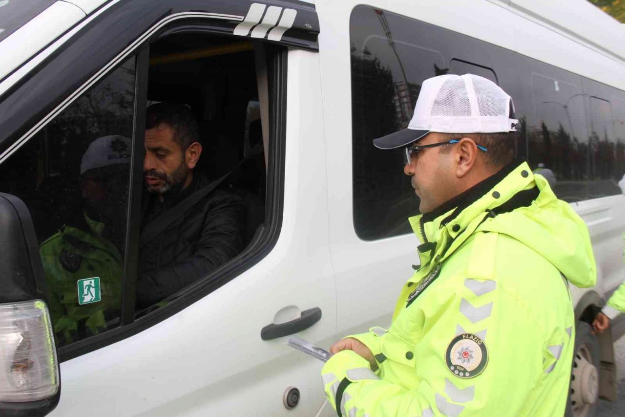 Elazığ’da kış lastiği denetimleri başladı