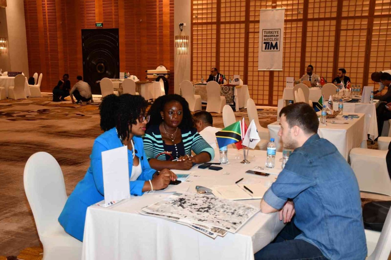 Gaziantepli halıcılar Tanzanya’da