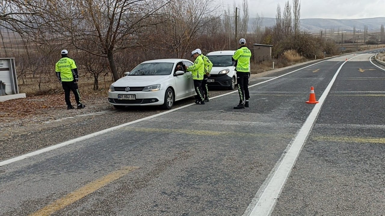 Sivas’ta lastikler denetlendi