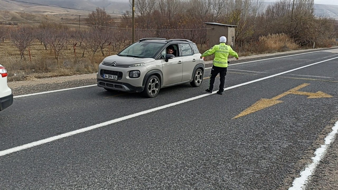 Sivas’ta lastikler denetlendi