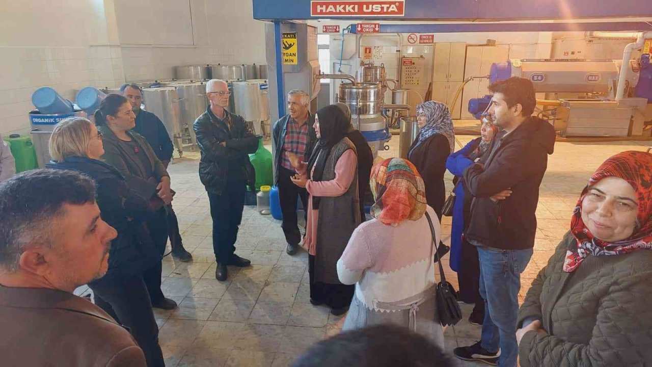 Karamanlı üreticiler Milas’taki işletmeleri gezdi
