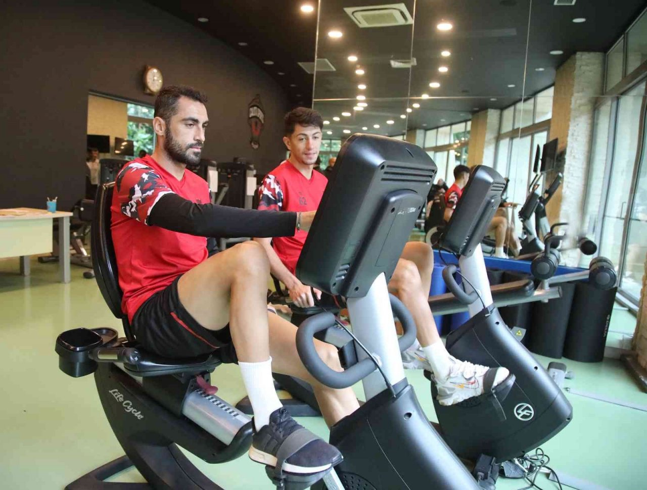 Sivasspor salonda çalıştı