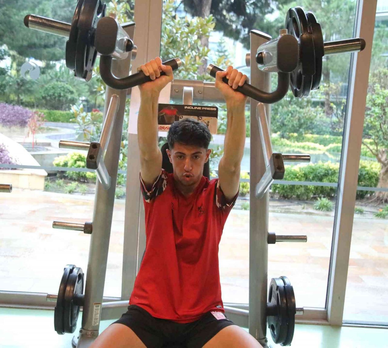 Sivasspor salonda çalıştı