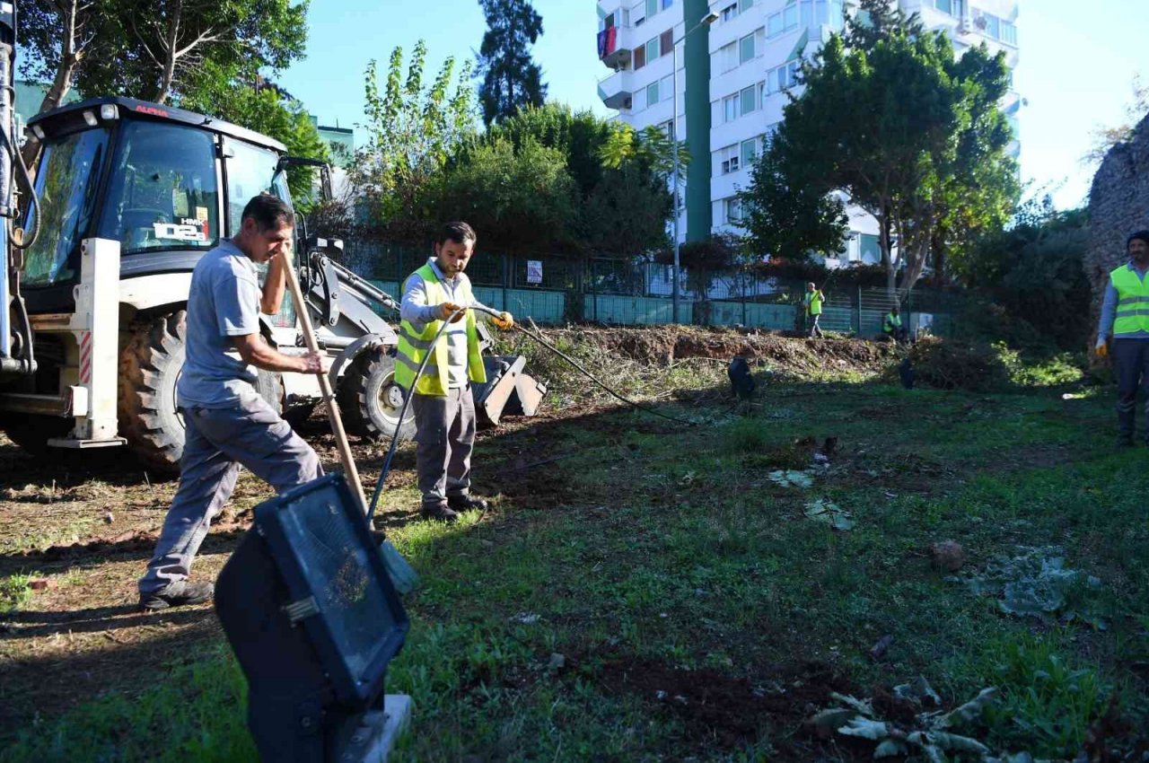 Konyaaltı’ndaki Roma Hamamı yenilenmeye hazırlanıyor