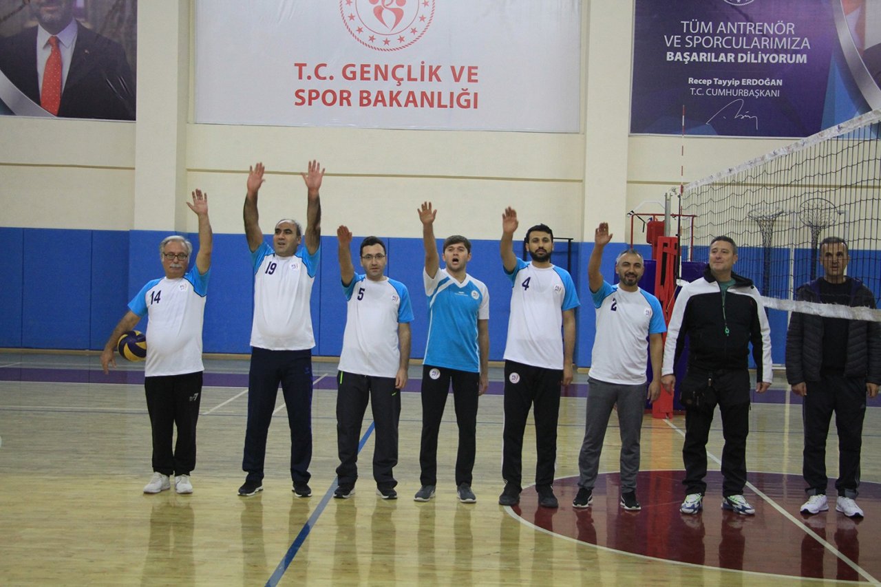 Kula Kaymakamlığı voleybol turnuvasında anlamlı mesaj