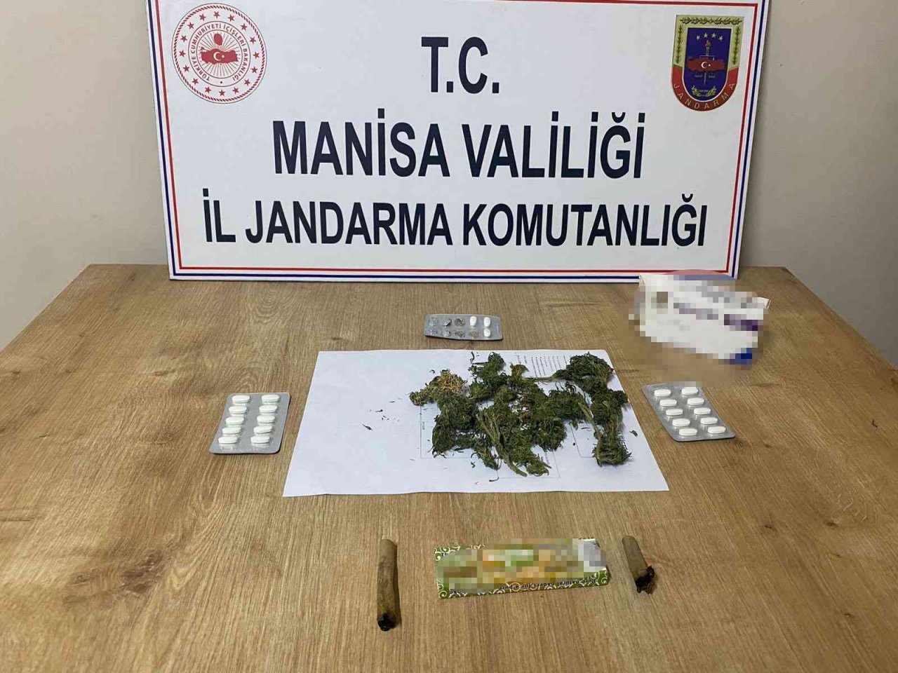 Manisa’da jandarmadan uyuşturucu operasyonu