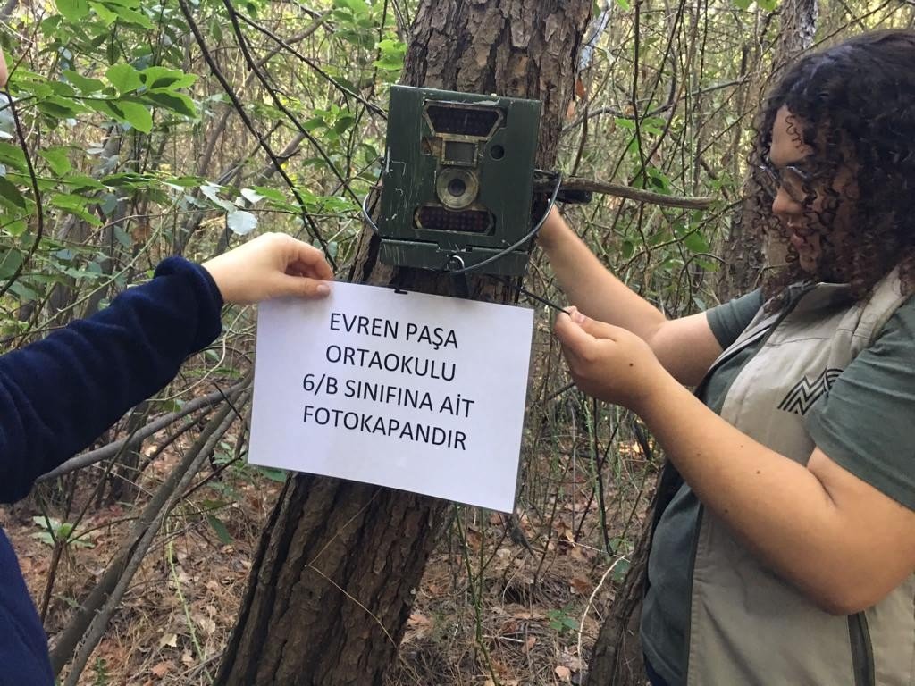 Marmaris’te öğrenciler fotokapanla yaban hayatını izliyor