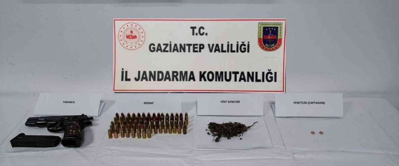 Gaziantep’te 1,5 milyon liralık kaçak teknolojik ürün ele geçirildi