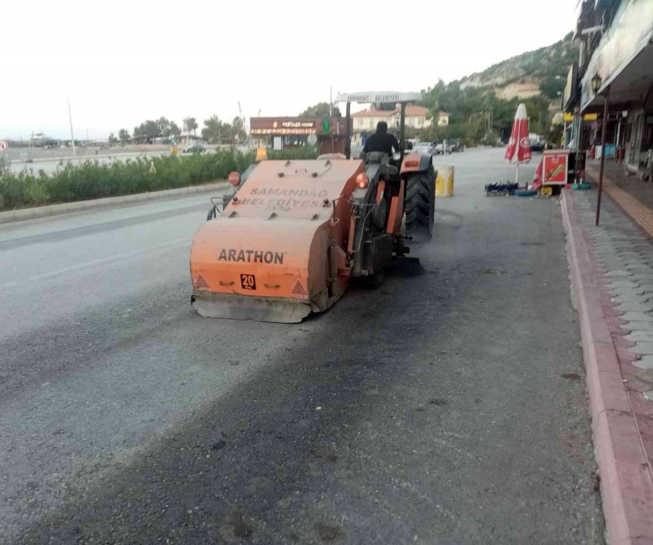 Samandağ’da temizlik çalışması