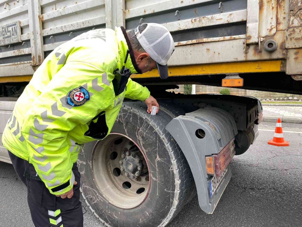 Malatya’da kış lastiği denetimleri başladı