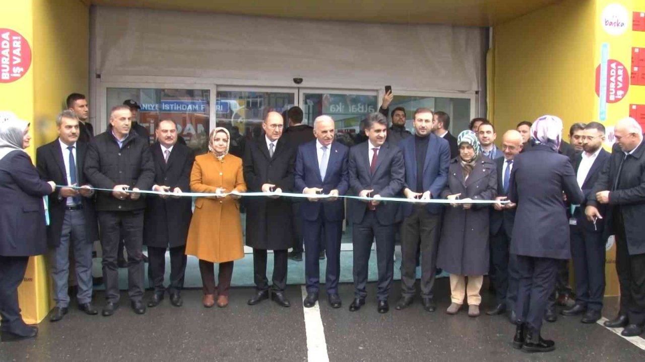 2’nci Ümraniye İstihdam Fuarı kapılarını açtı