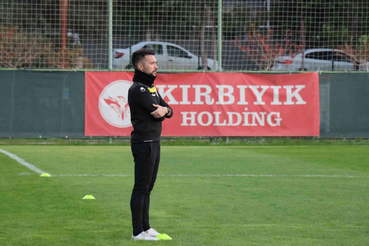 Özel öğrenciler Alanyaspor ile özel maçta buluştu