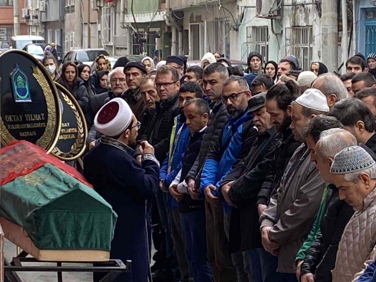 Düşen uçakta hayatını kaybeden Burcu Sağlam son yolculuğuna uğurlandı