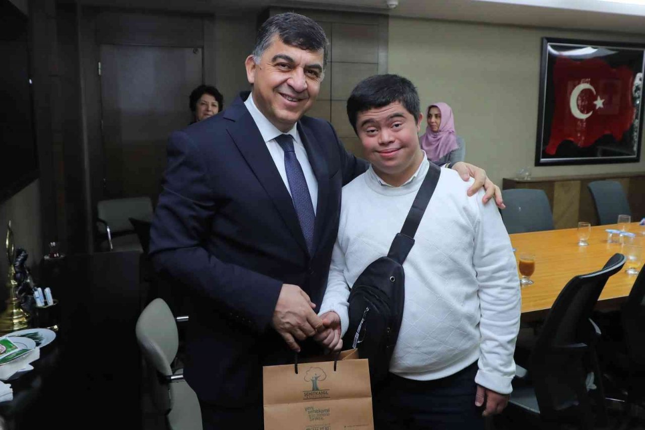 Engelli ve özel sporcular, Fadıloğlu’nu ziyaret etti