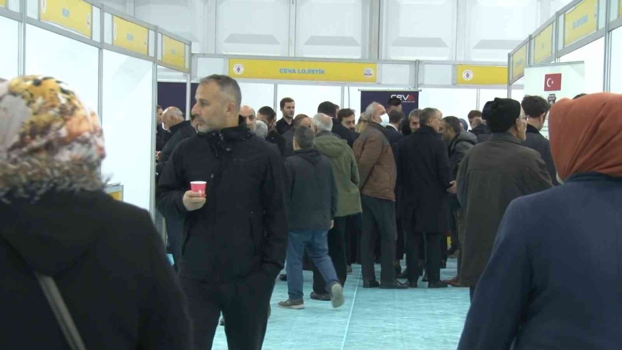 2’nci Ümraniye İstihdam Fuarı kapılarını açtı