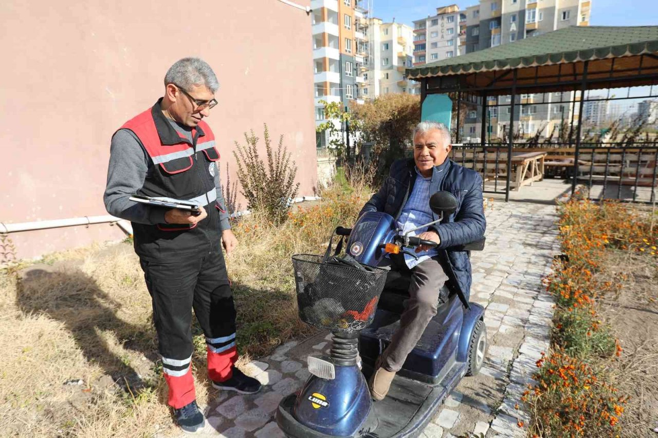 Talas’ta yalnızca 3 aralık değil, her gün engellilere özel