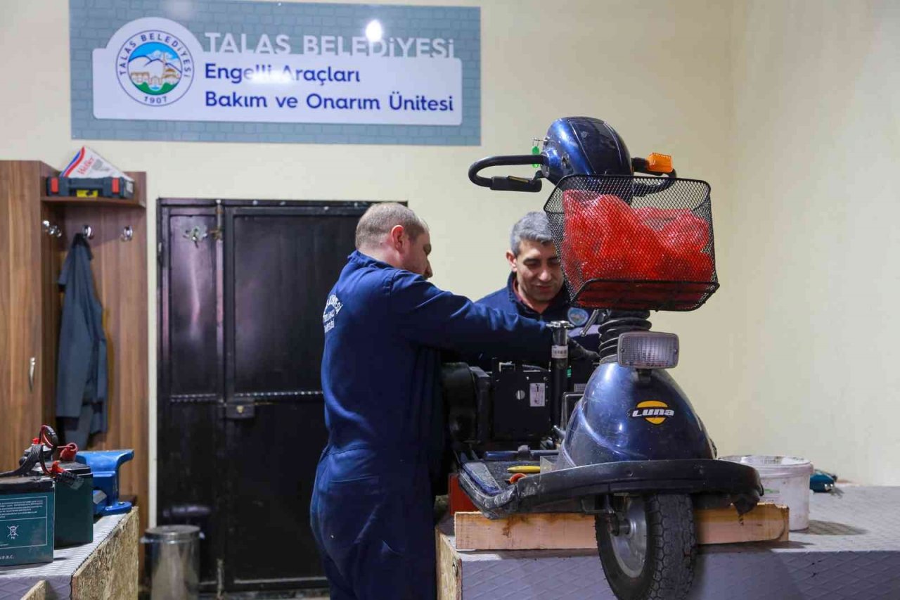Talas’ta yalnızca 3 aralık değil, her gün engellilere özel