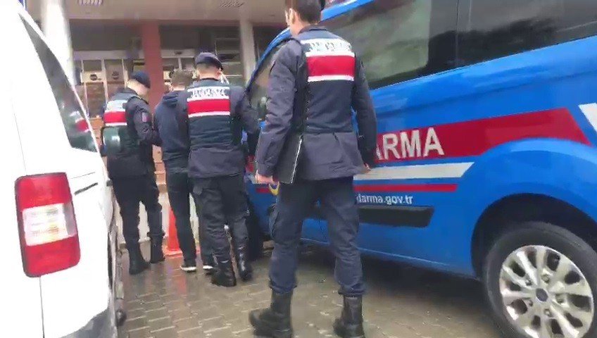 İzmir’de 15 firari suçlu yakalanarak tutuklandı