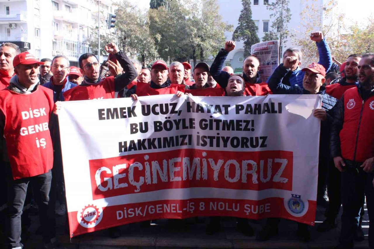 Karşıyaka Belediyesi çalışanları maaşlarını alamıyor