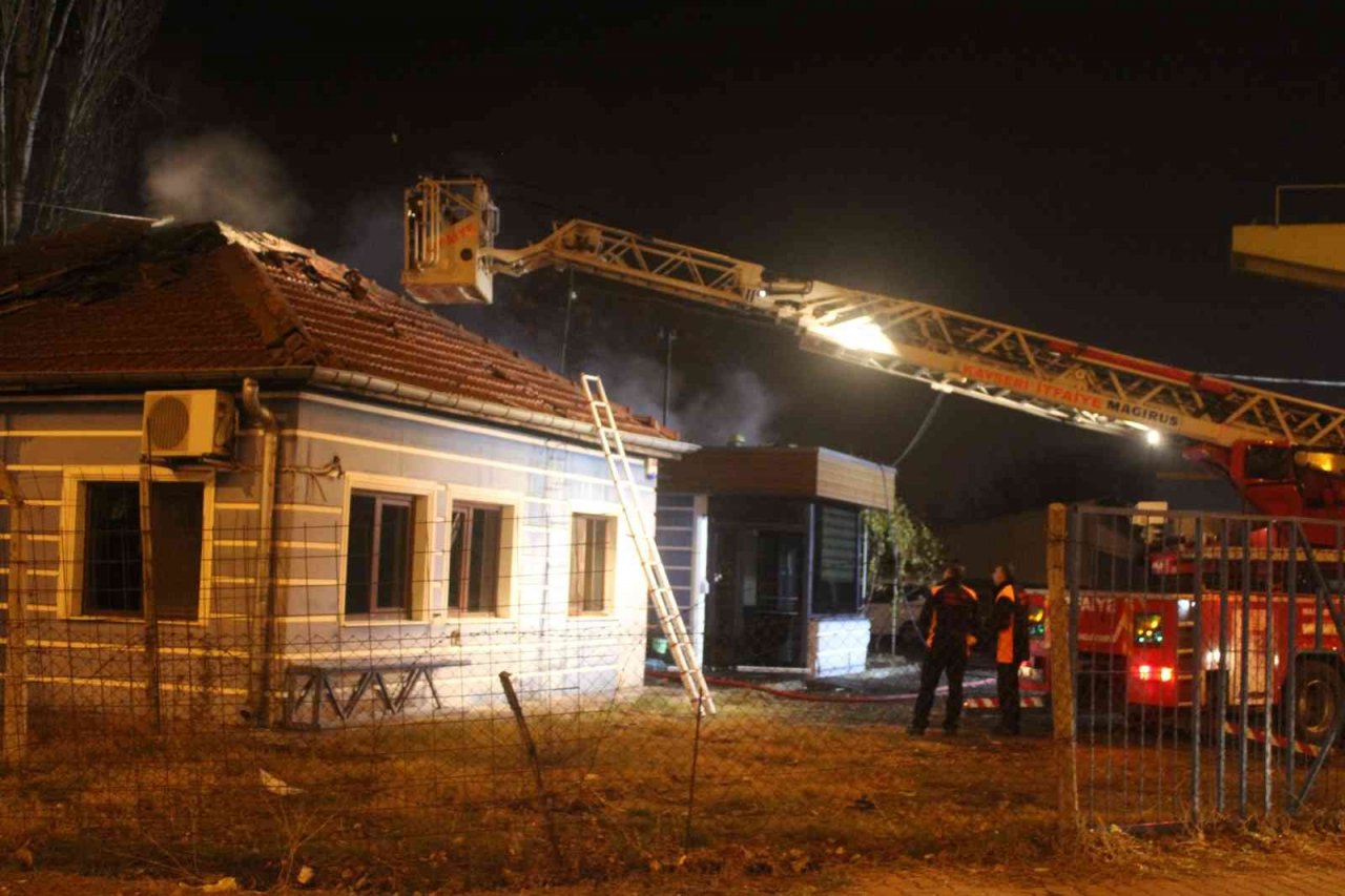 Kayseri İtfaiyesi kasım ayında 504 olaya müdahale etti