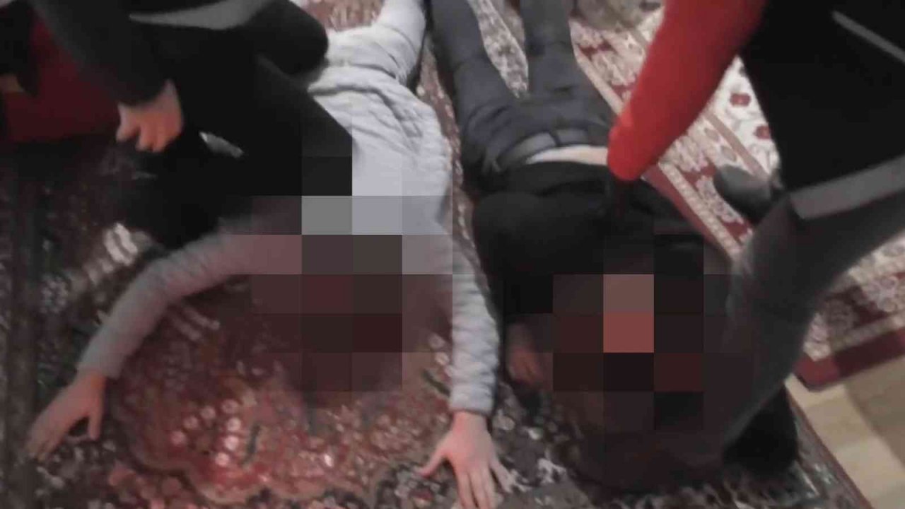 Zehir tacirlerine koçbaşıyla gece operasyonu: Tuvaletten uyuşturucu çıktı