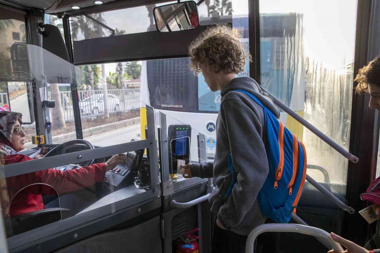 Mersin’de öğrencilere ulaşım indirimi