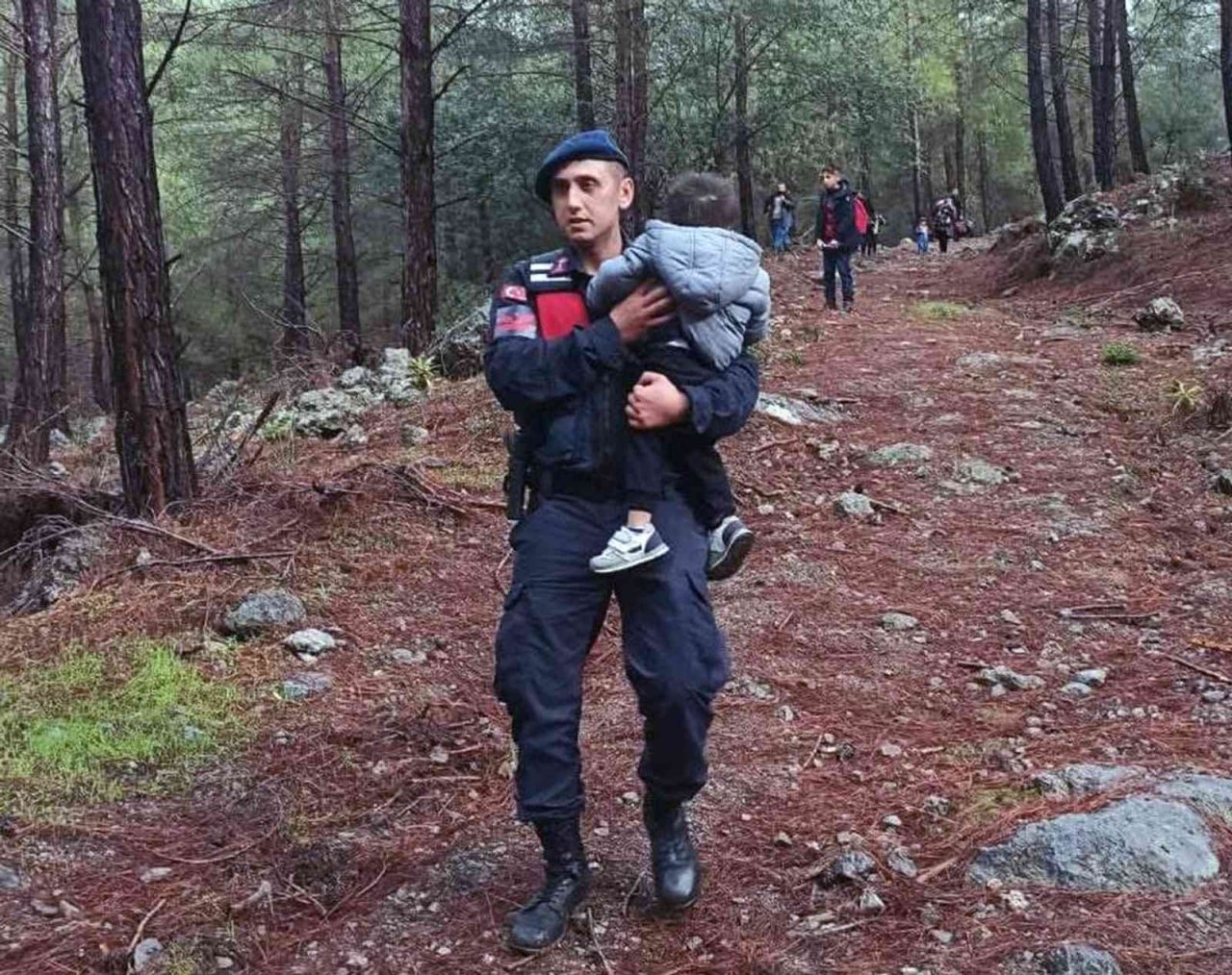 Marmaris ve Ortaca kırsalında 127 göçmen yakalandı