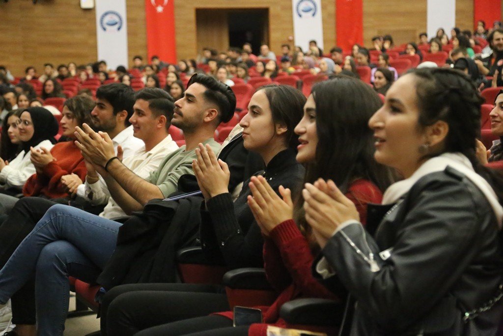 Golbol A Milli Takımı, şampiyona öncesi ASÜ’lülerle buluştu