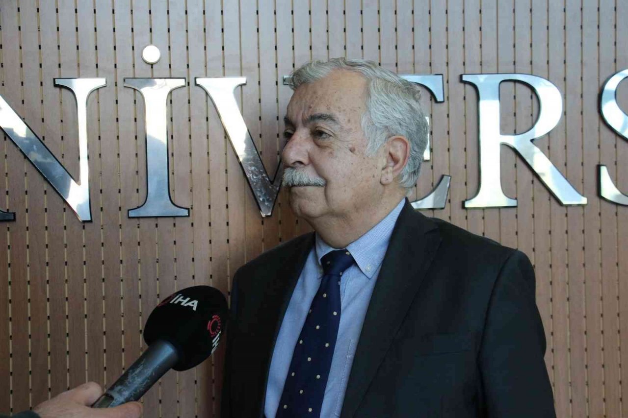 Prof. Dr. Gürel: “Yunanistan geçmişte Avrupa Birliğini dolandırmaya çalışan, sahtekarlık yapan bir devlet”