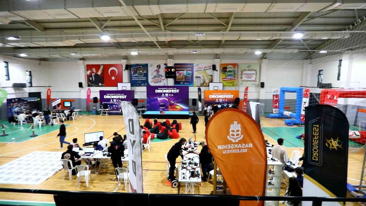 Başakşehir’de geleceğin dron pilotları yetişiyor