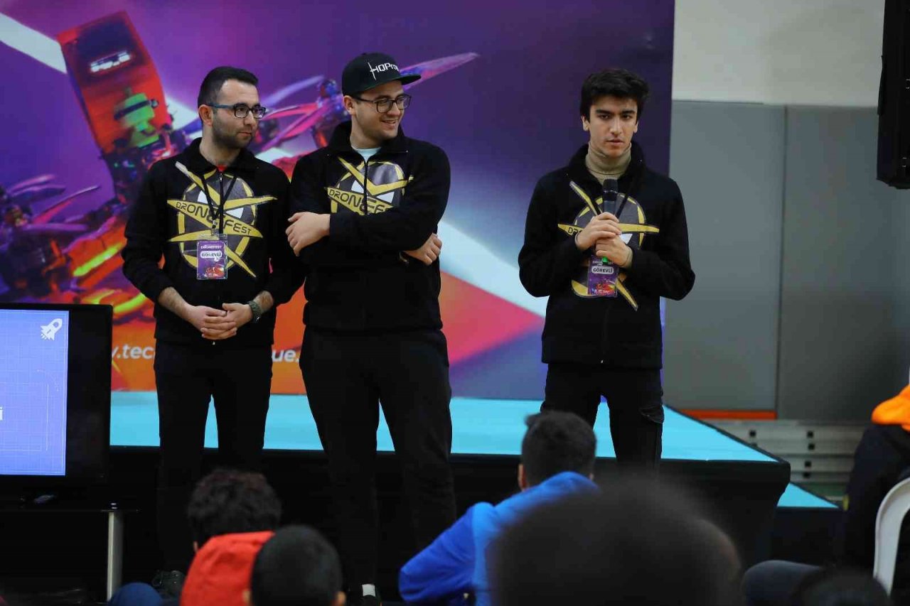 Başakşehir’de geleceğin dron pilotları yetişiyor