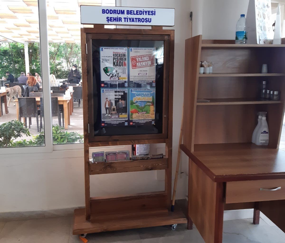 Bodrum Belediyesi kafelerinde sanata yönelik destek sürüyor