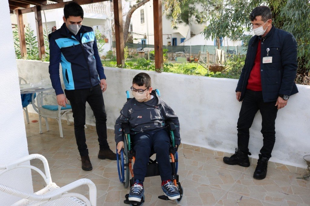 Bodrum Belediyesi verdiği desteklerle hayatları kolaylaştırıyor