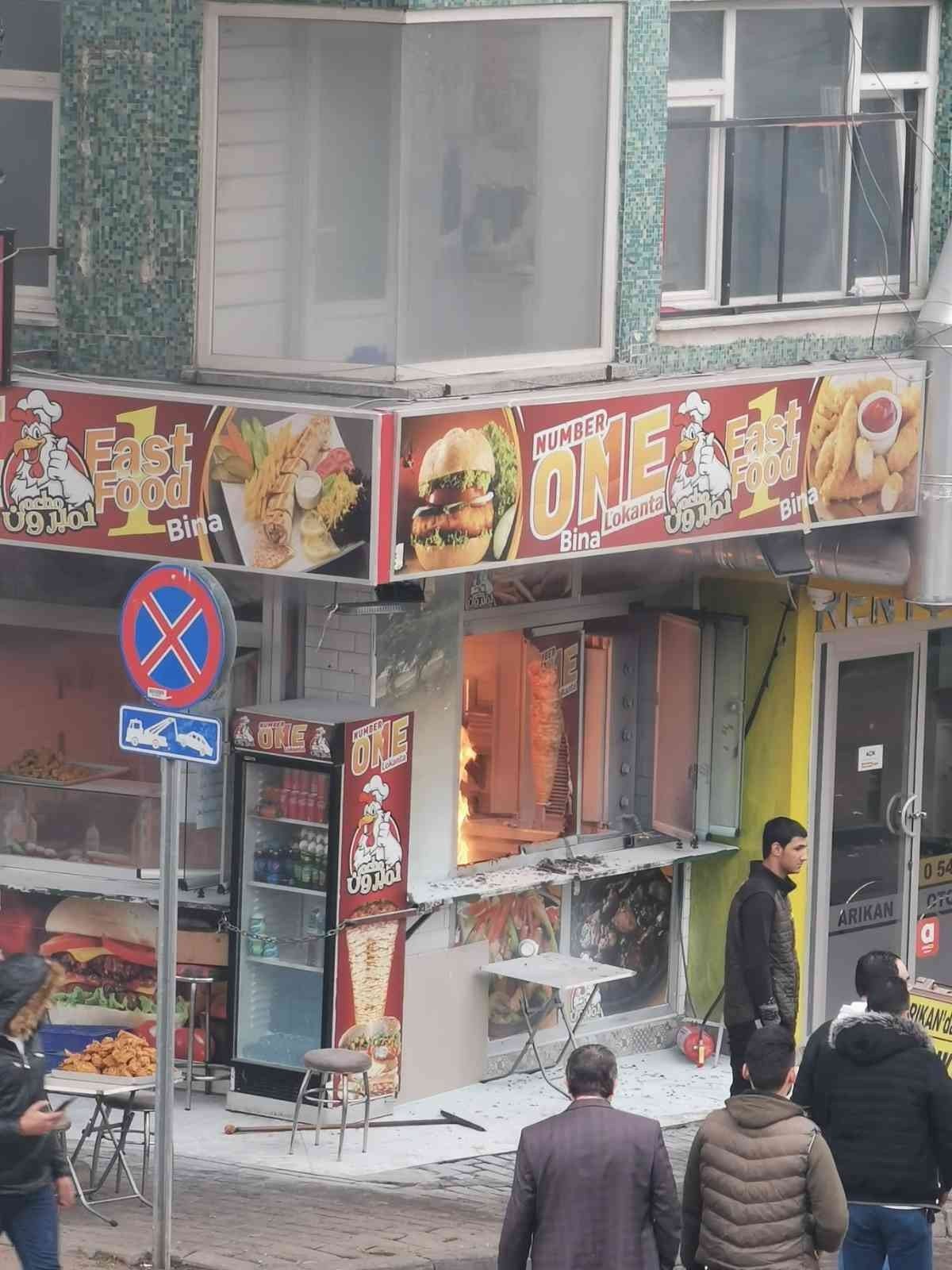 Bursa’da seyir halindeki motosiklet alev topuna döndü