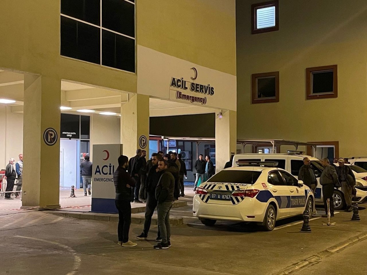 Gazipaşa’da büfeye silahlı saldırı: 1 yaralı