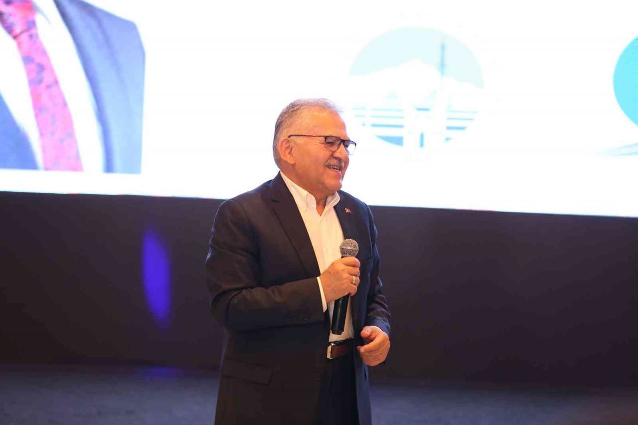 Başkan Büyükkılıç, toplu ulaşım şoförleri ile buluştu