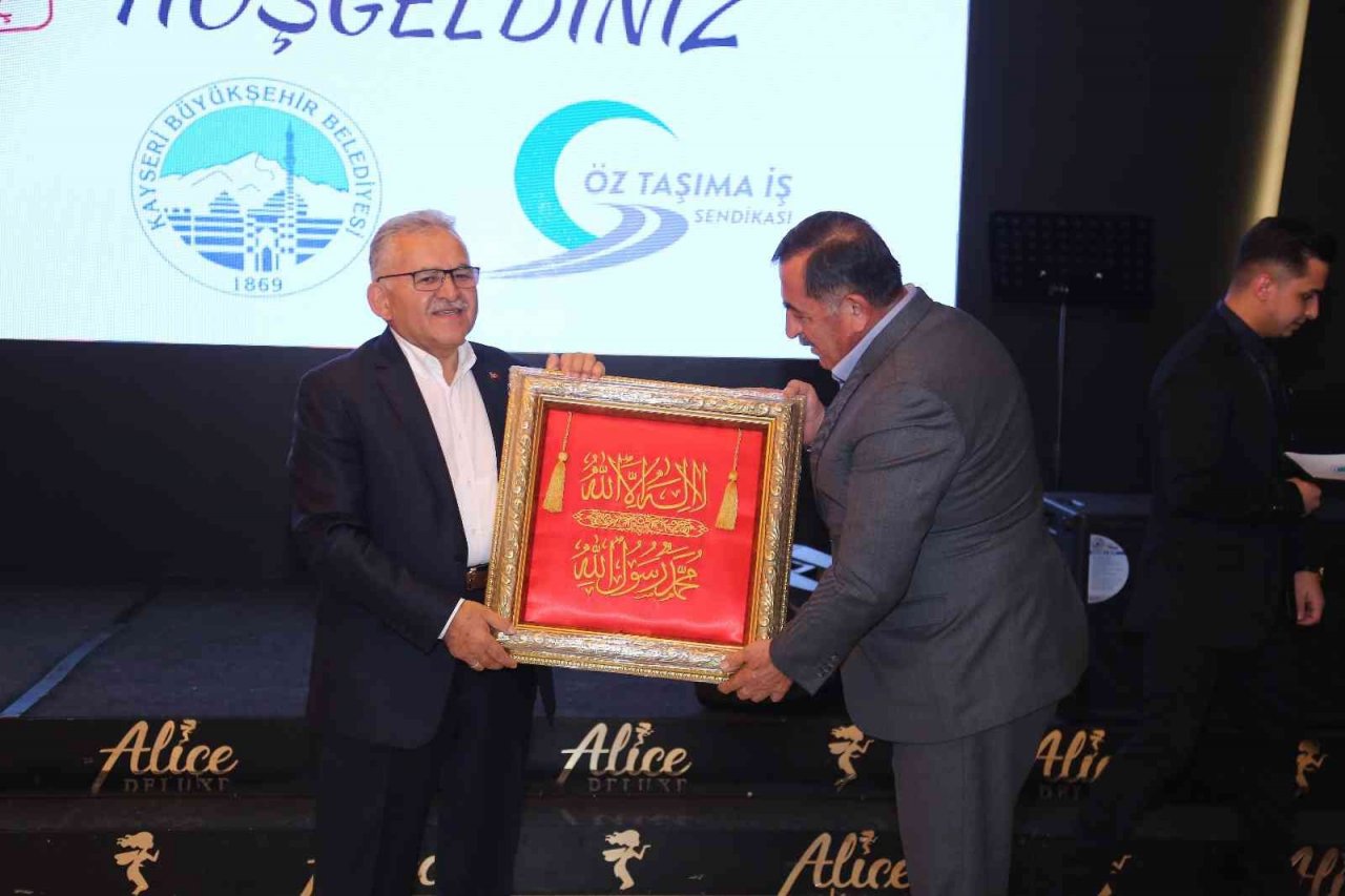 Başkan Büyükkılıç, toplu ulaşım şoförleri ile buluştu