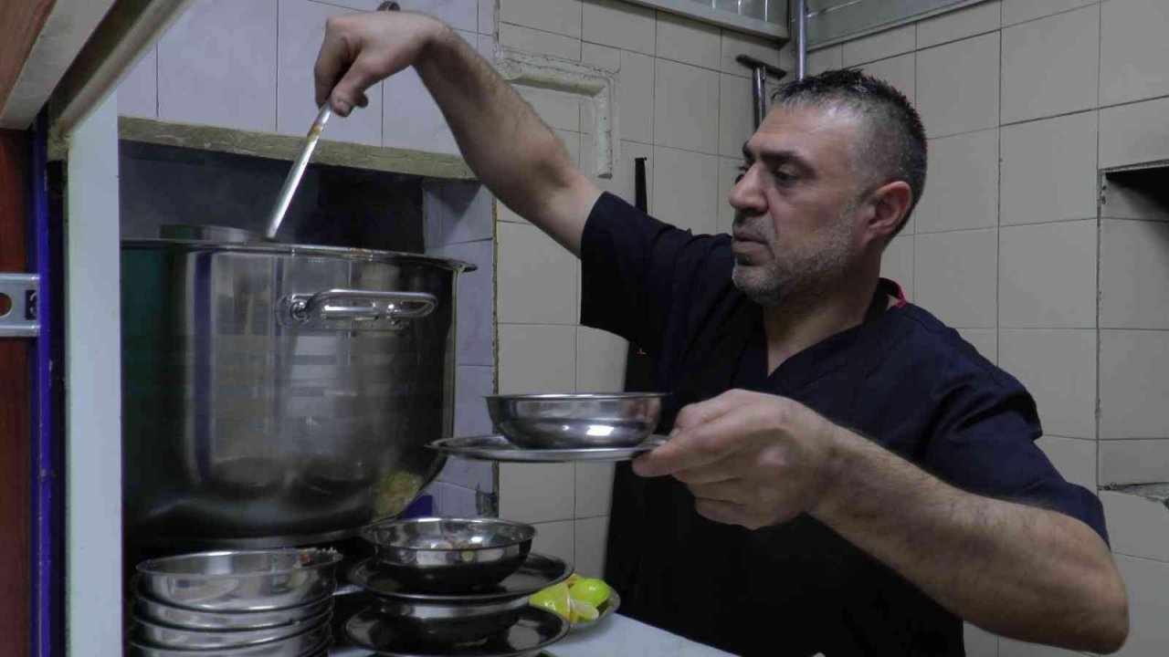 14 saatte hazırlanıyor, şifa dağıtıyor