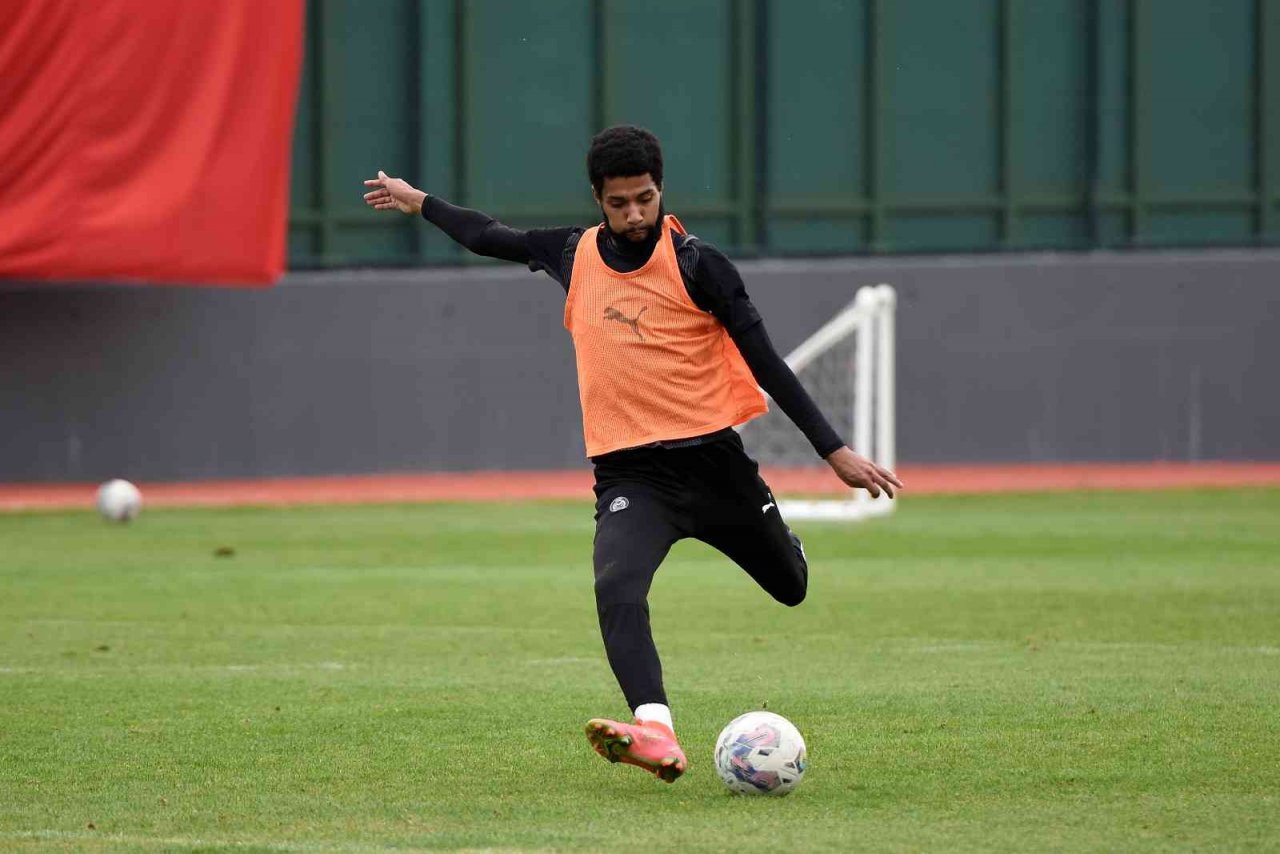 Manisa FK, Keçiörengücü hazırlıklarını tamamladı